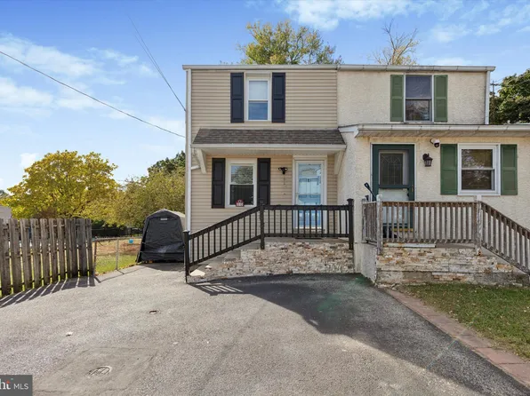 2918 1st St, Norristown, PA 19403