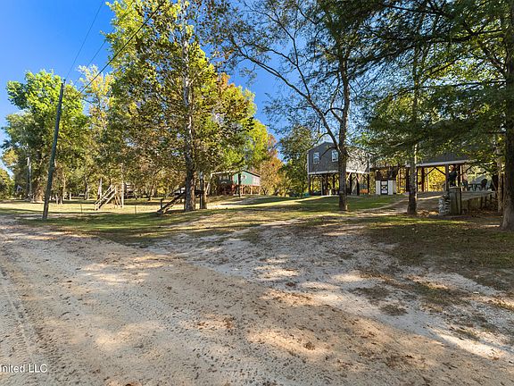 2nd image of 13 River Bottom Rd