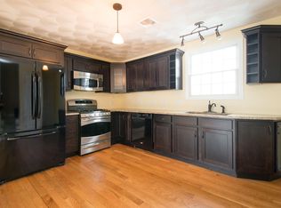 39 State St #R, Bristol, RI 02809