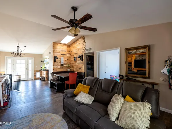 5209 W PALO VERDE Avenue, Glendale, AZ 85302