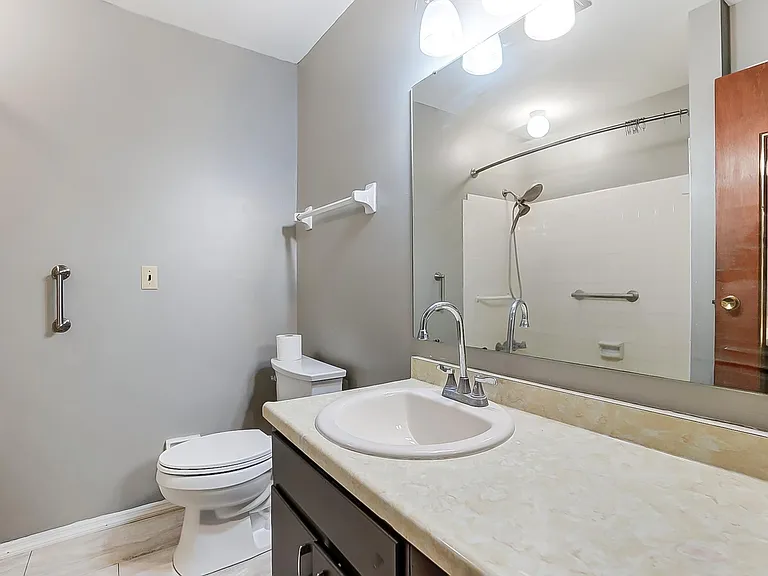 415 Rustic Ct — Photo 21