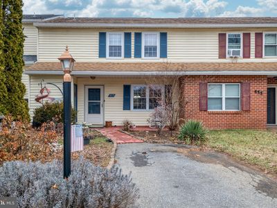 457 Crosswinds Dr, Lititz, PA, 17543