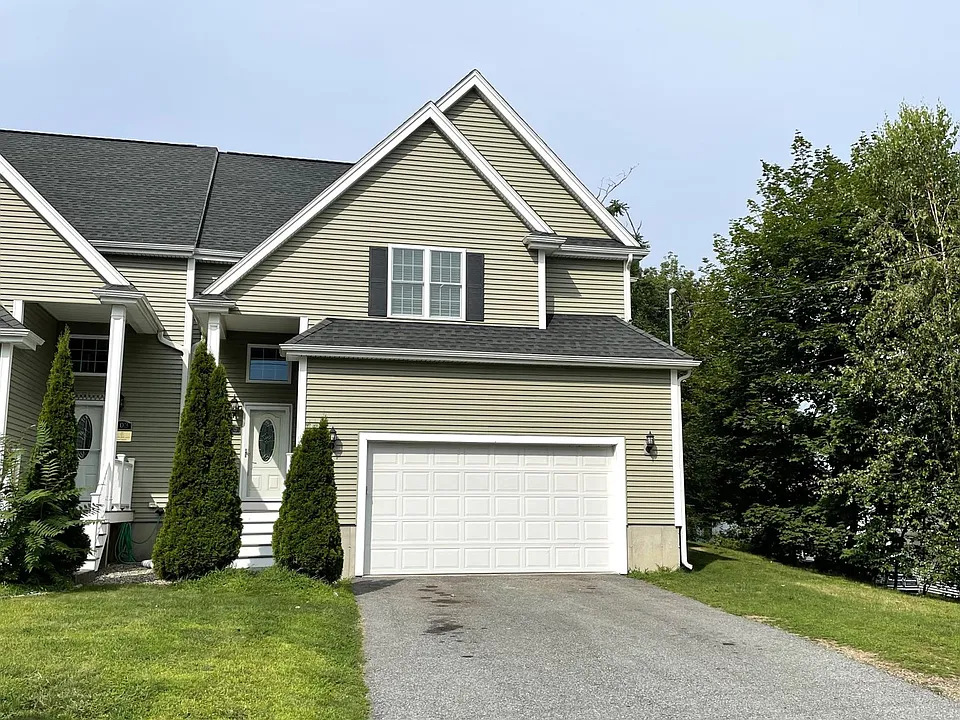 Front / Driveway