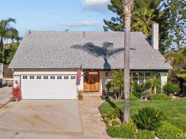 29290 Snapdragon Pl, Santa Clarita, CA 91387