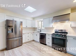 5017 SW Fairvale Ct, Portland, OR 97221