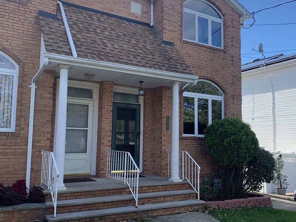 1st image of 222 Corbin Ave