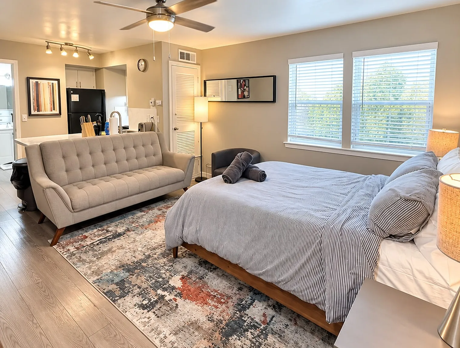 Studio, 1.0 bath, $2,324 — Photo 2