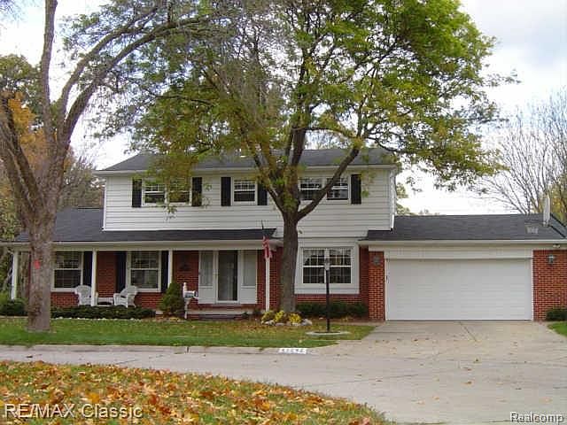 1st image of 41242 Crabtree Ct