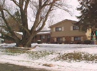 30014 Ravenscroft St, Farmington, MI 48331