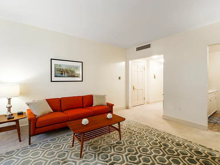 387 Commonwealth Ave — Photo 7