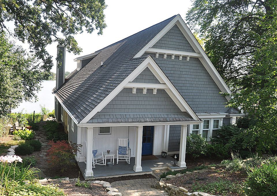 2nd image of 290 W Belvidere Rd
