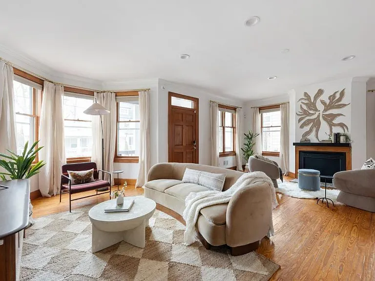 1515 Iverson St NE — Photo 20