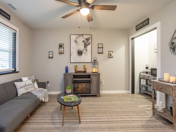 2 Aragona Blvd #246
