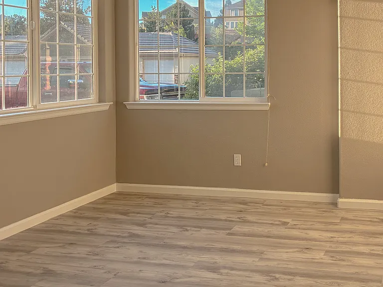 22685 E Ontario Dr — Photo 5