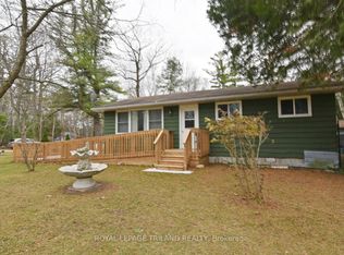 9599 Pleasant Rd, Kettle Pt 44, ON N0N1J1