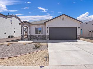 2048 Blue Valley Ave, Socorro, TX 79927