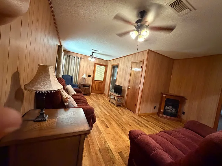 10227 Old Highway 63 S — Photo 5