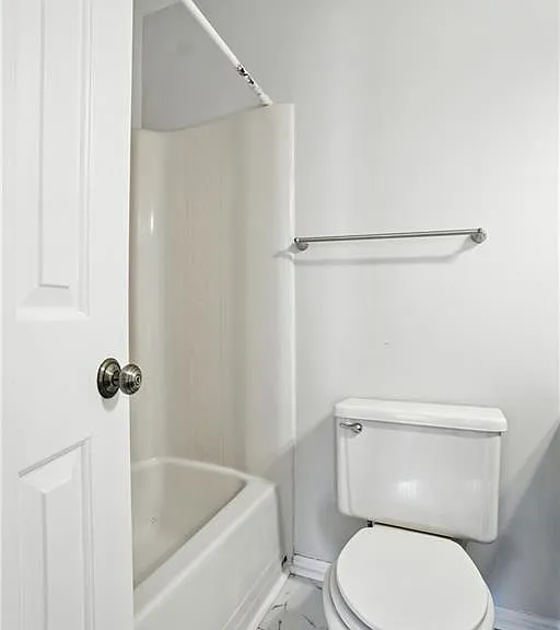 4636 Marlwood Way — Photo 5