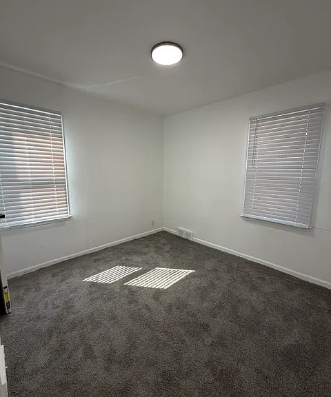10945 Peerless St — Photo 10