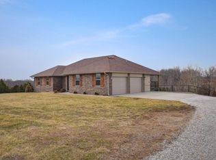 3077 Hidden Valley Rd, Clever, MO 65631