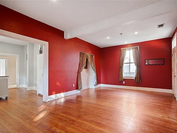 3rd image of 4011 Dhemecourt St