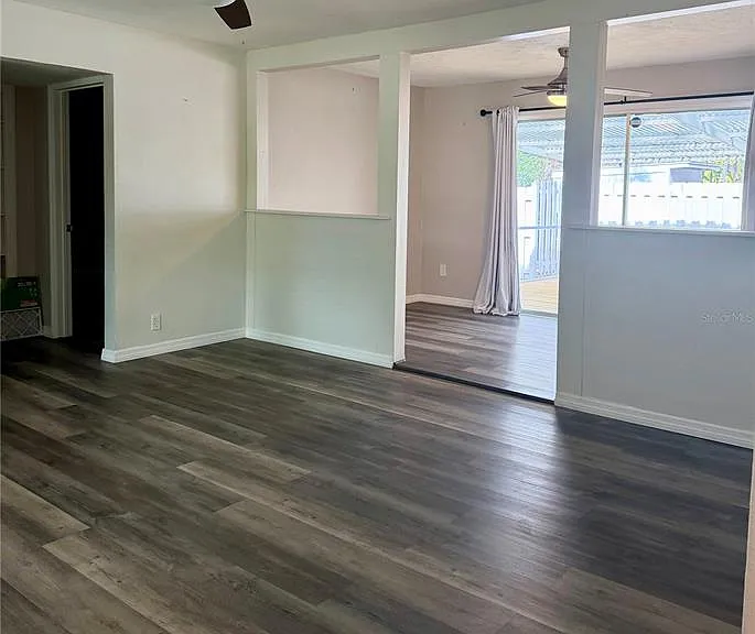 2419 Wells Ave — Photo 13