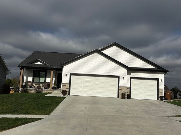 611 Woodsage Rd