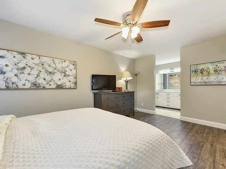 8313 Crossoak Way — Photo 18