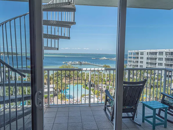 1322 Miracle Strip Pkwy #Penthouse 6, Fort Walton Beach, FL 32548