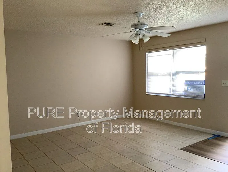 2 bed, 1.0 bath, 900 sqft, $1,250 — Photo 3