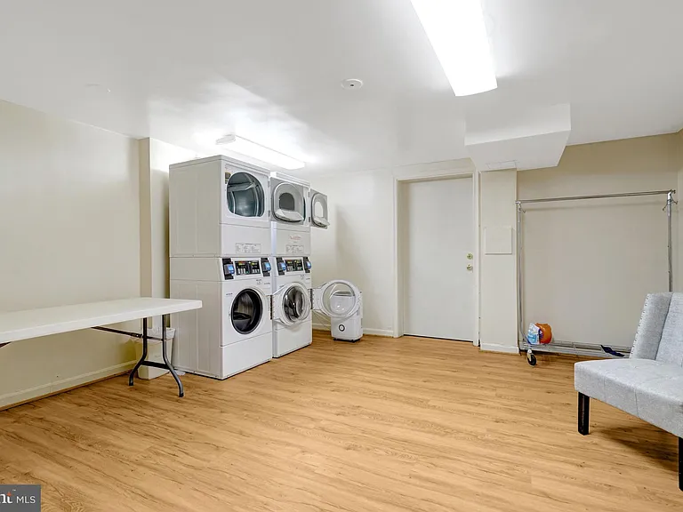 110 S Wise St #1 — Photo 28