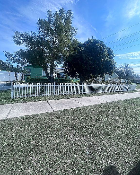 1st image of 1215 49th St N
