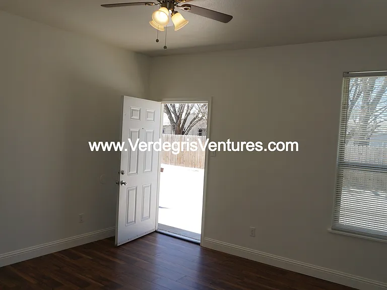 236 S Scott St #76028 — Photo 13