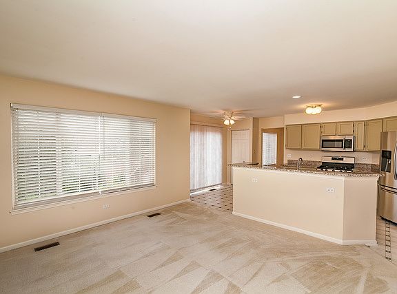 5th image of 1229 Manchester Dr
