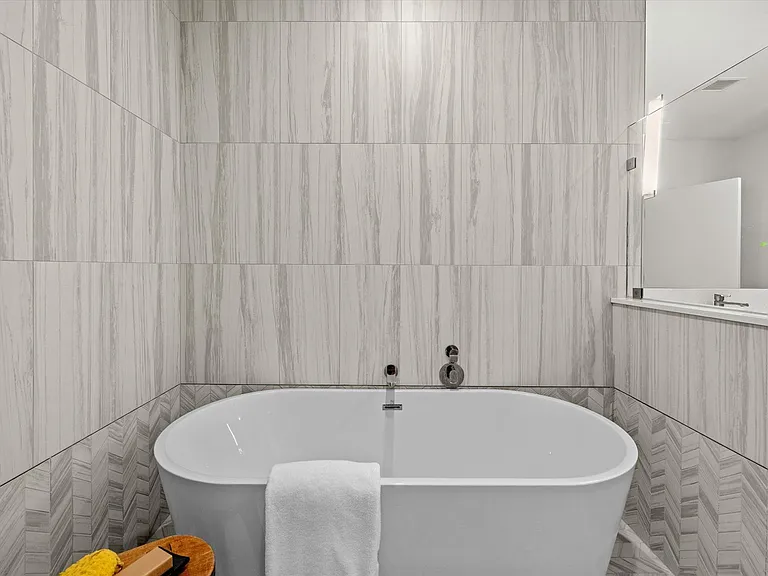 566 Columbus Ave #506 — Photo 26