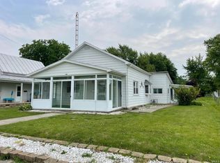 706 NW North West St, Winchester, IN 47394