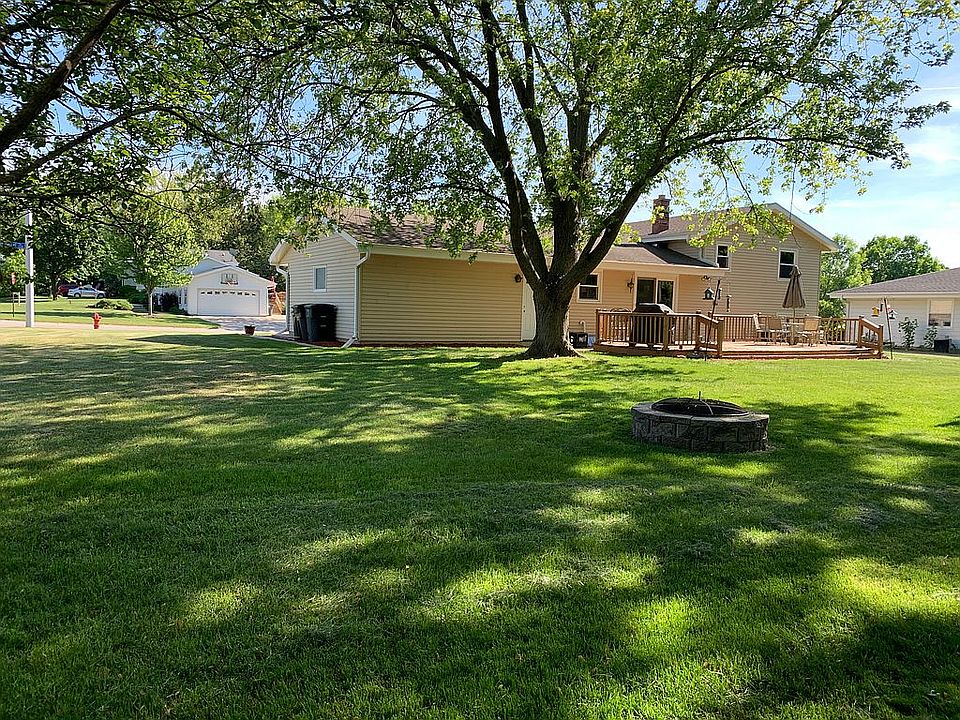 2nd image of 6802 W Imperial Dr