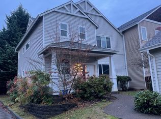 38804 Cascadia Village Dr, Sandy, OR 97055
