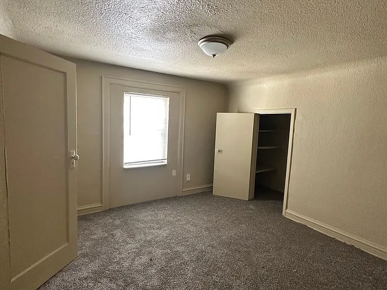 4405 Norledge Ave — Photo 5