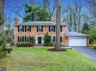 1083 Pensive Ln, Great Falls, VA 22066