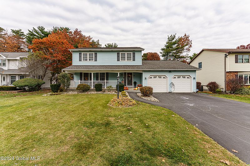 2nd image of 31 Hampshire Way