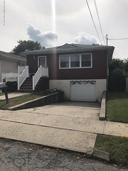 1st image of 82 Ronald Ave