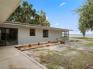 2484 Fort Lane Rd, Geneva, FL 32732