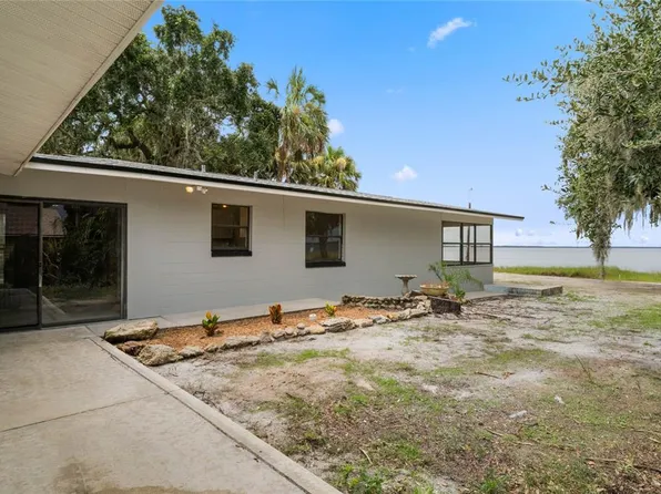 2484 Fort Lane Rd, Geneva, FL 32732