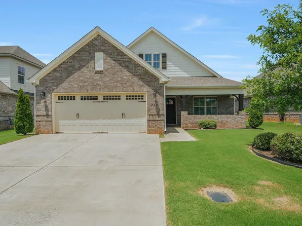 15521 Ironcrest Dr, Harvest, AL 35749