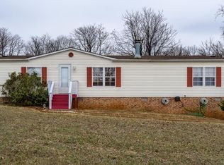 1108 Parks Ln, Bedford, VA 24523