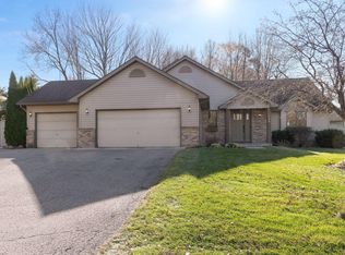 1089 Wildwood Way, Chaska, MN 55318