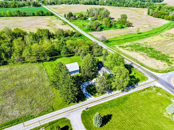 5983 County Road 64, Spencerville, IN 46788