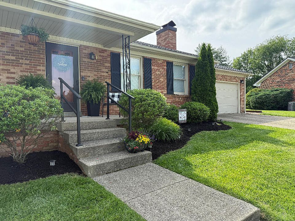 1st image of 298 Saratoga Cir