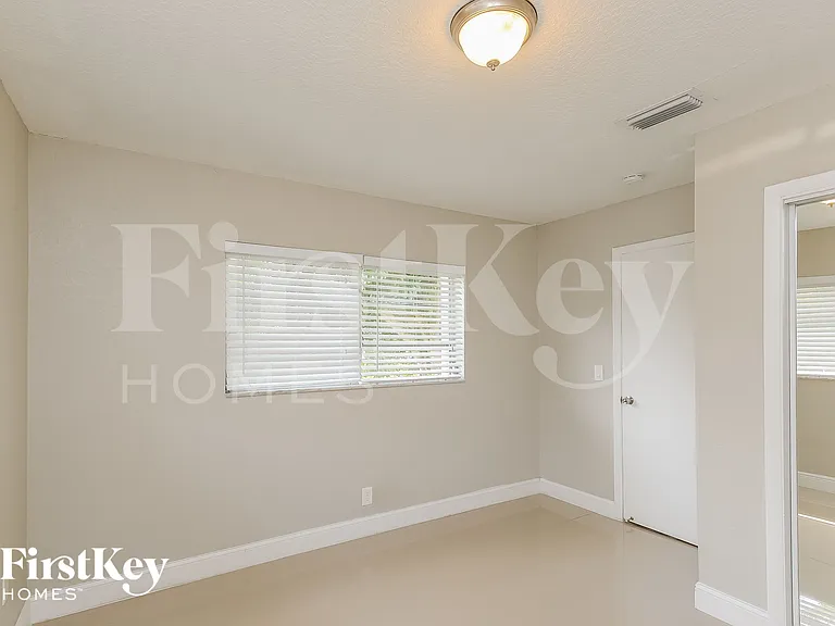 3631 NW 108th Dr — Photo 12